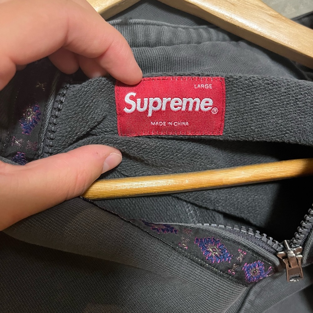 Supreme Pullover - image 4